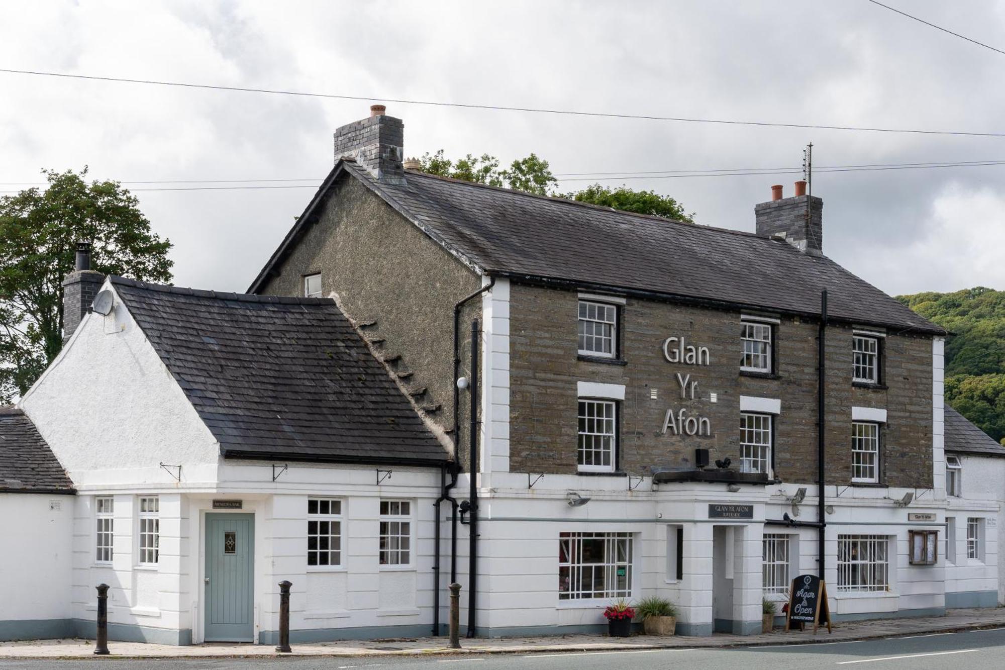 Glan Yr Afon Hotel Pennal Exterior foto